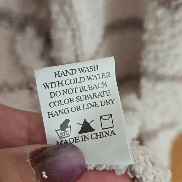 Debut Fuzzy Cream Cardigan - Picture 6 of 9